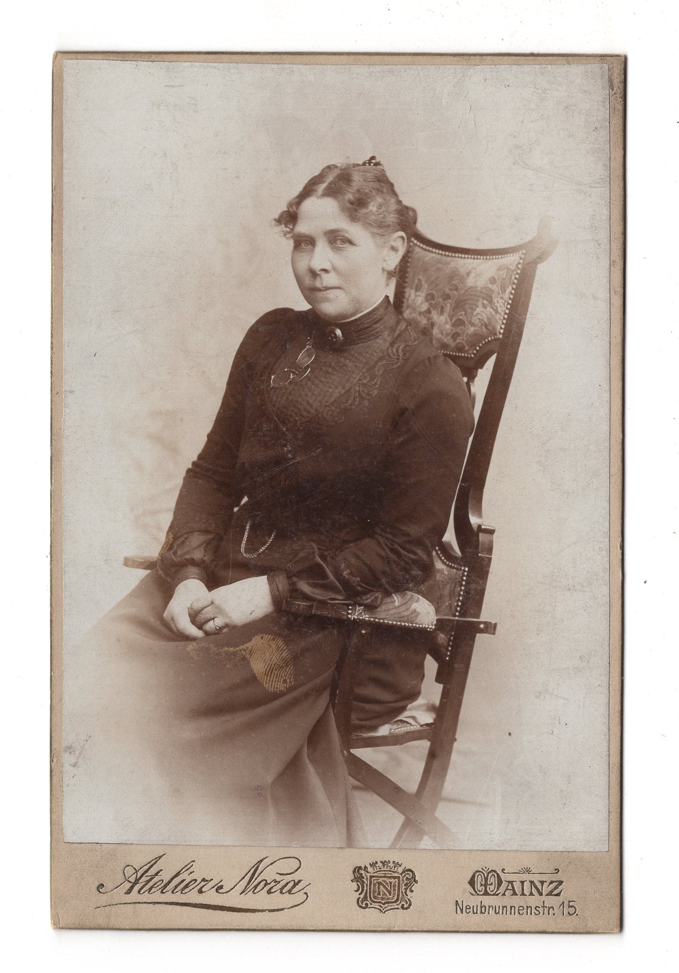 Fotografie Feine Dame - Mainz 1890er / CAB W-28