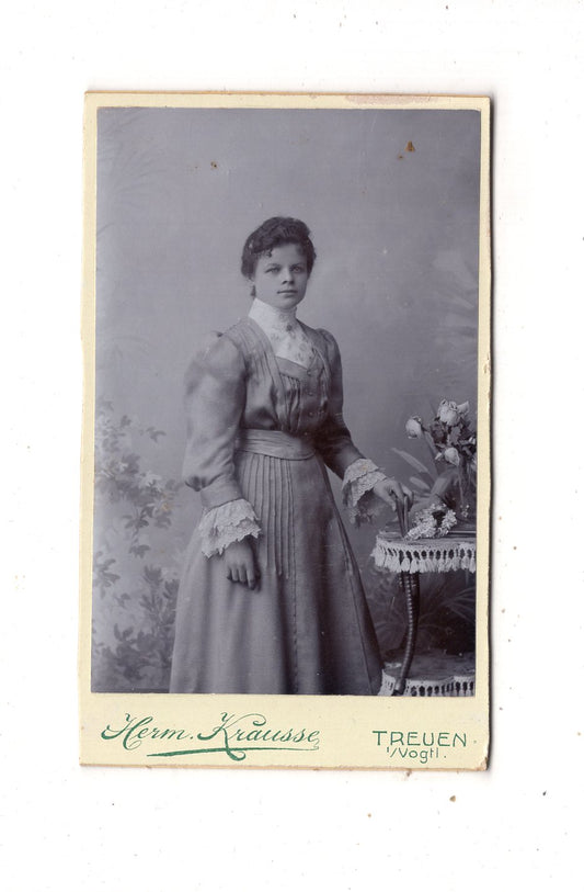 Fotografie Feine Dame - Treuen im Vogtland um 1900