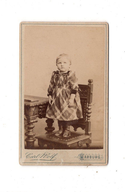 Fotografie Niedliches kleines Kind - Hamburg Harburg um 1890