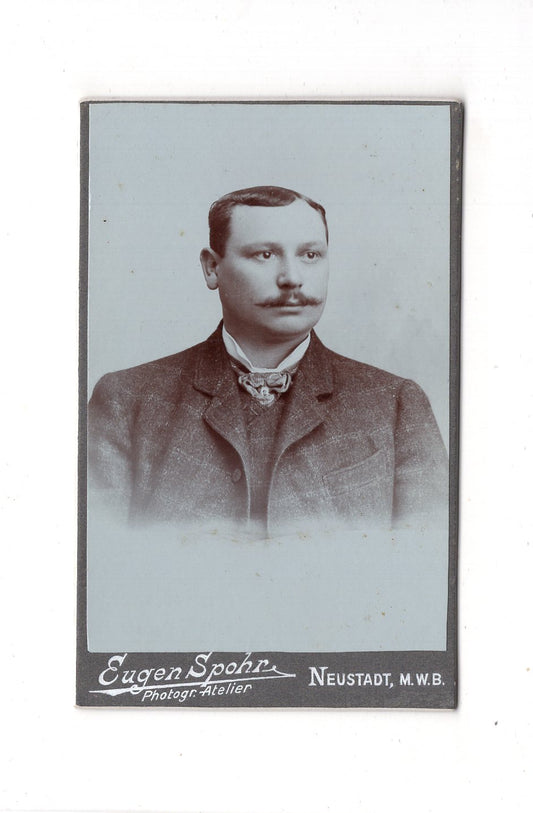 Fotografie Herrenportrait - Neustadt M. W. B. 1900er / CDV C1-24