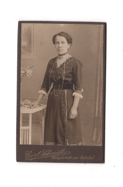 Fotografie Feine Dame - Königsbrück 1910er / CDV L1-28