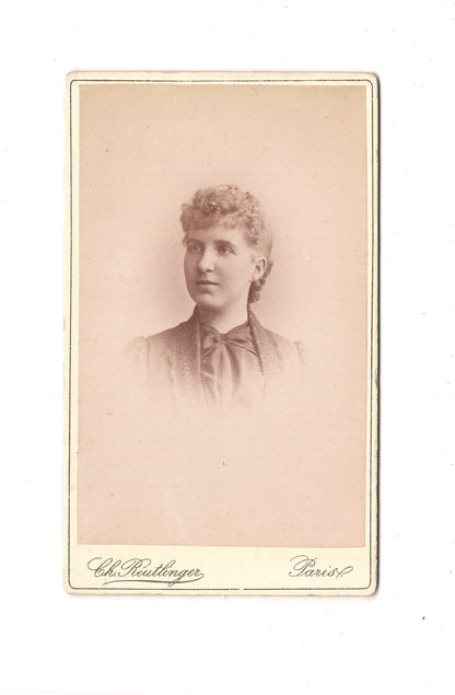 Fotografie Damenportrait - Paris um 1890 / CDV C1-07