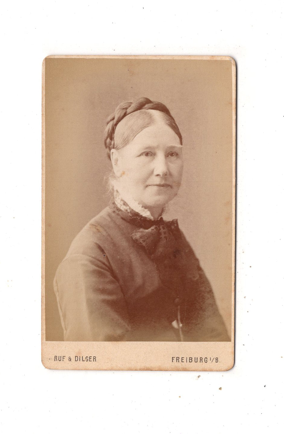 Fotografie Damenportrait - Freiburg im Breisgau 1870er / CDV N1-17