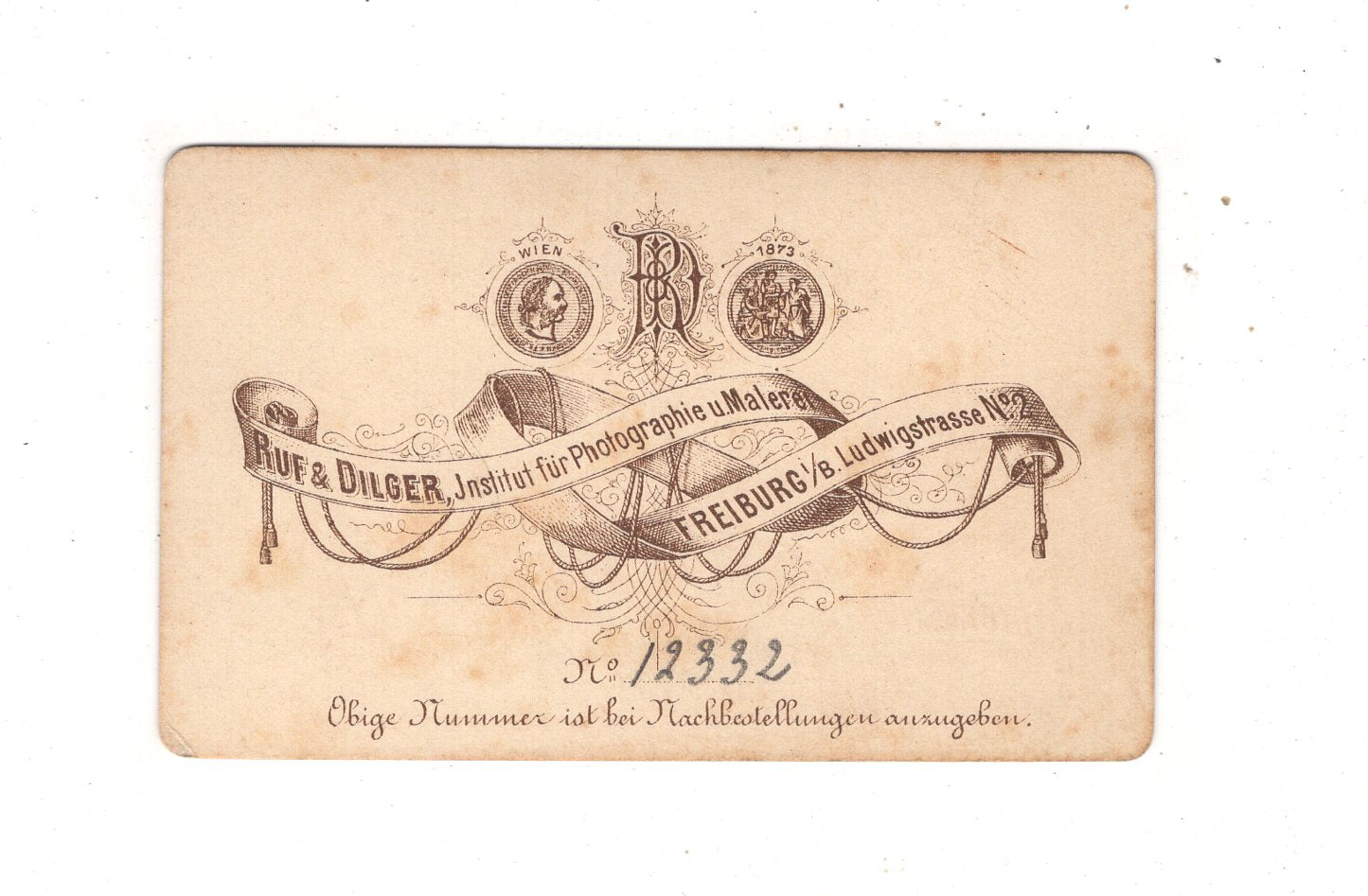Fotografie Damenportrait - Freiburg im Breisgau 1870er / CDV N1-17