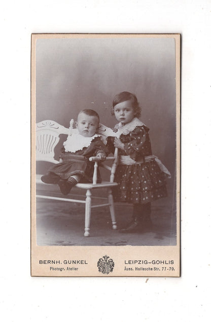Fotografie Niedliche kleine Kinder - Leipzig-Gohlis um 1900 / CDV M1-10
