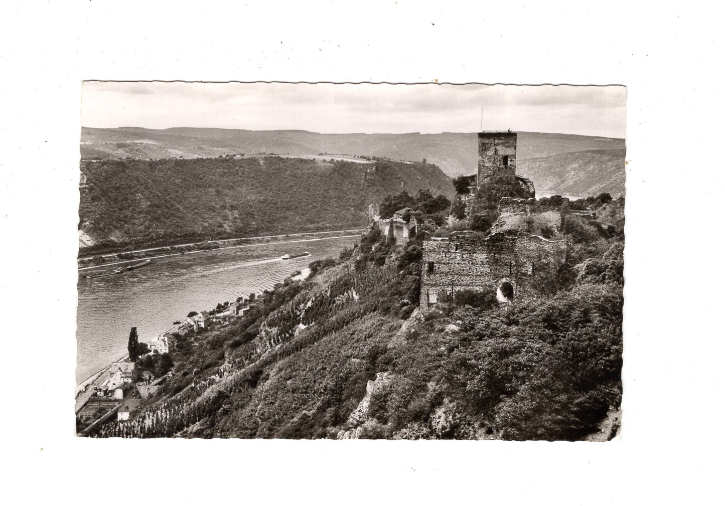 Ansichtskarte Bornhofen am Rhein und Burg Sterrenberg / M1-66