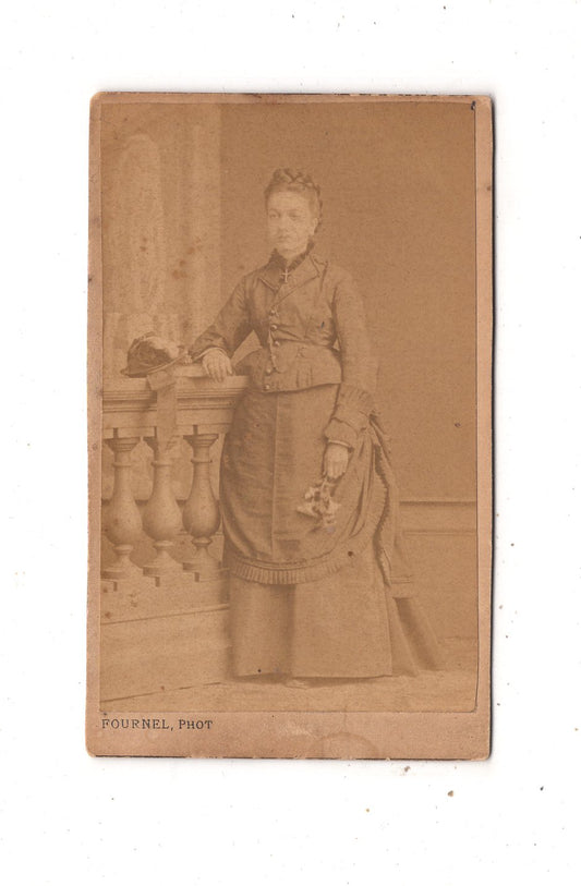 Fotografie Feine Dame - Pierre-Benite um 1870