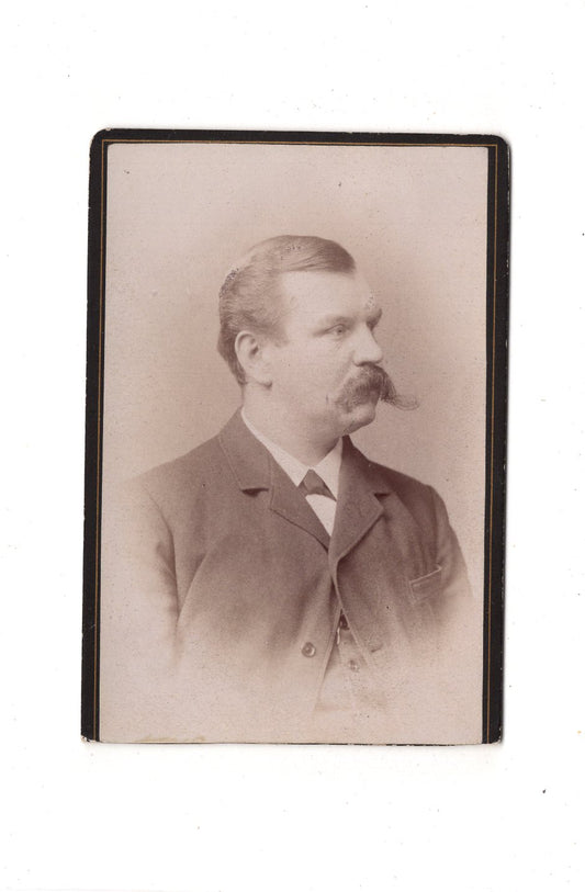 Fotografie Herrenportrait - Düsseldorf 1880er / CDV C1-25