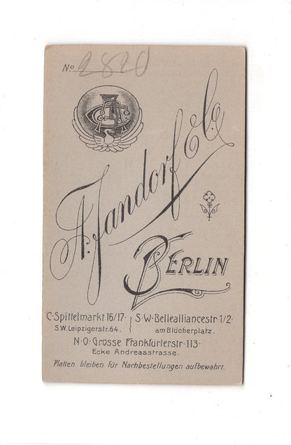 Fotografie Damenportrait - Berlin um 1900 / CDV C1-07