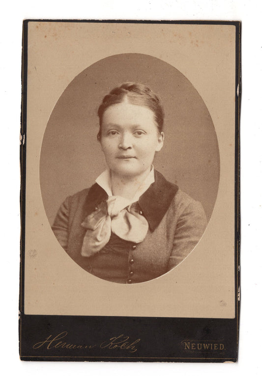 Fotografie Feine Dame - Neuwied 1880er / CAB W-29