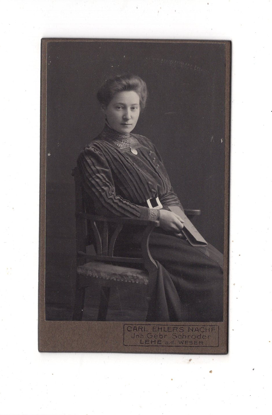 Fotografie Feine Dame - Lehe an der Weser um 1910