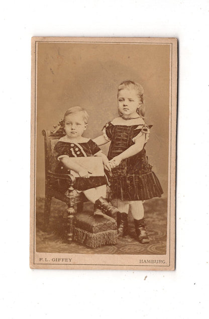 Fotografie Niedliche kleine Kinder - Hamburg 1870er / CDV M1-10