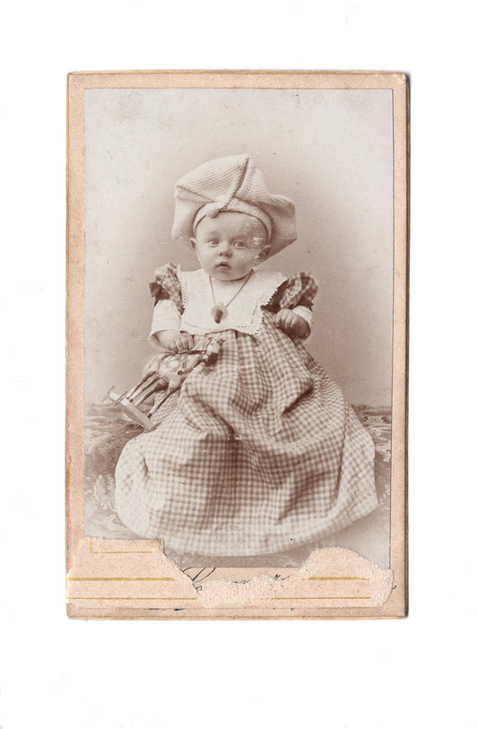 Fotografie Schönes Kinderbild / Baby - Leipzig-Connewitz 1890er