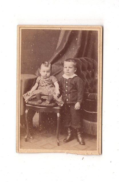 Fotografie Niedliche kleine Kinder - Oldenburg um 1880 / CDV M1-10