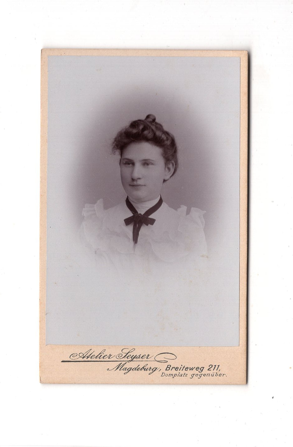 Fotografie Damenportrait - Magdeburg 1890er / CDV C1-07