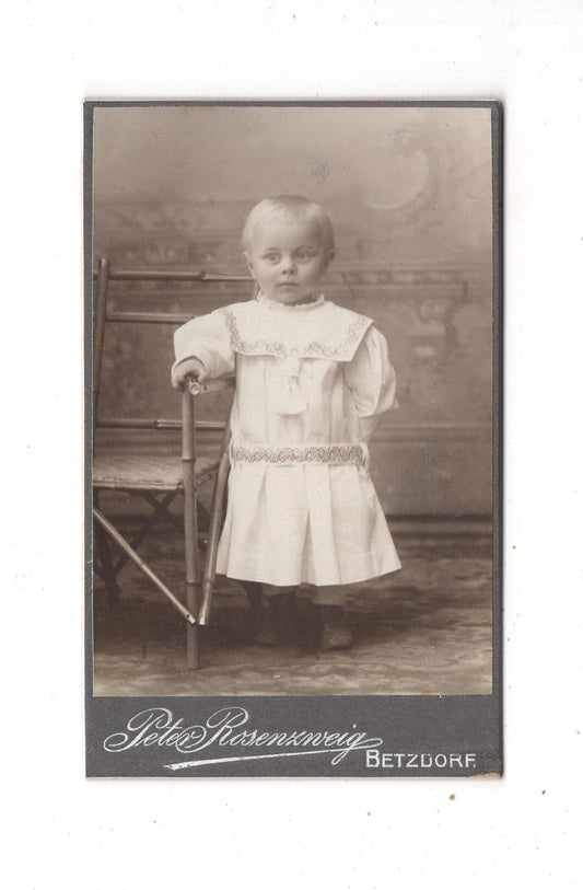 Fotografie Niedliches kleines Kind - Betzdorf 1900er