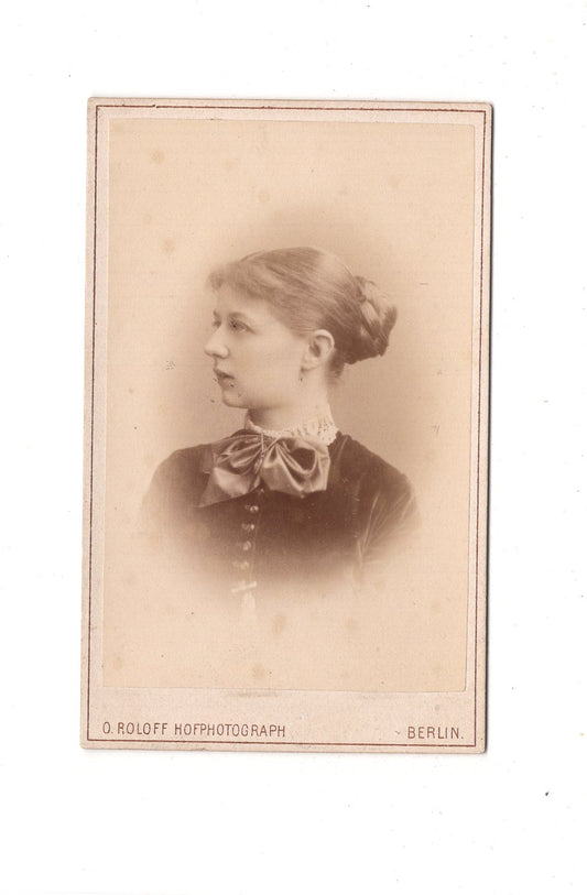 Fotografie Damenportrait - Berlin 1880er / CDV C1-07