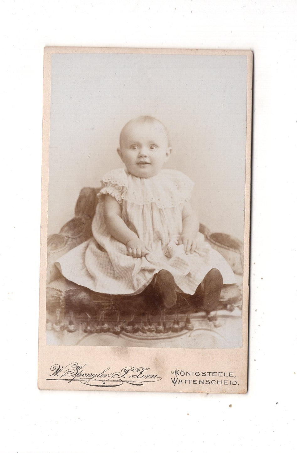 Fotografie Niedliches kleines Kind - Wattenscheid / Königssteele 1890er