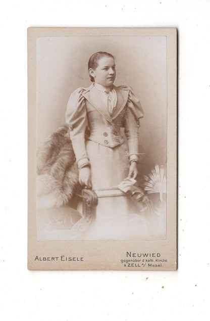 Fotografie Feine Dame - Neuwied / Zell a. d. Mosel 1890er