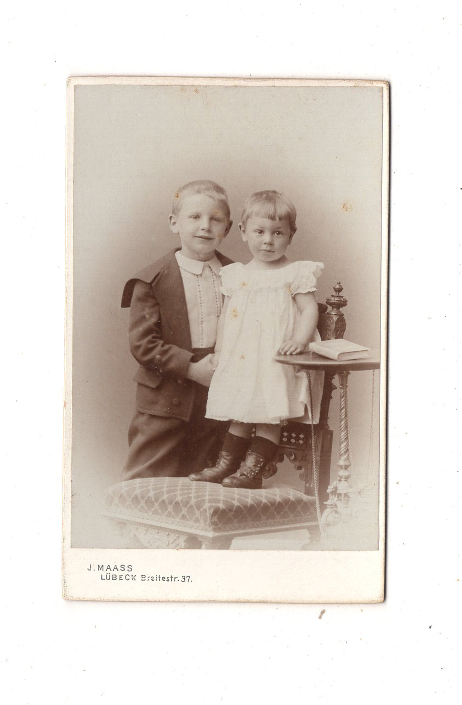 Fotografie Niedliche kleine Kinder - Lübeck 1890er / CDV M1-10