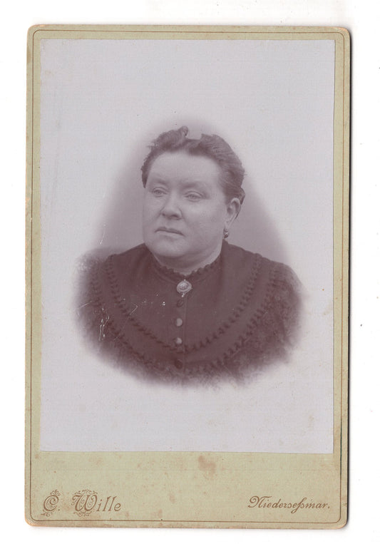 Fotografie Feine Dame - Niederseßmar 1880er / CAB W-30