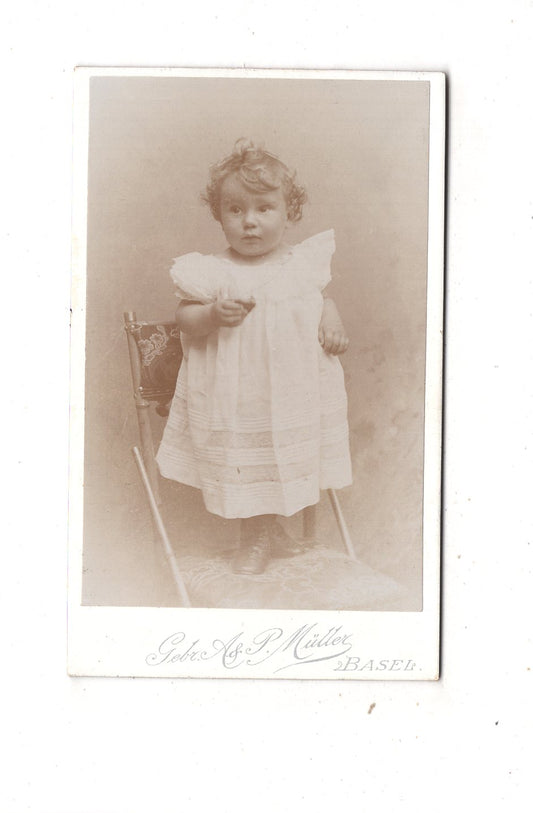 Fotografie Niedliches kleines Kind - Basel 1900 / CDV M1-30