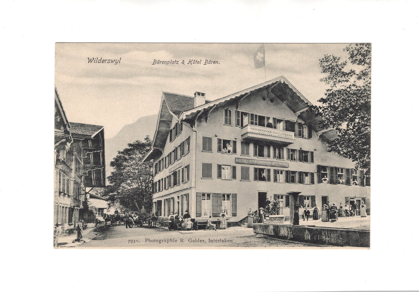 Ansichtskarte Wilderswyl / Bärenplatz & Hotel Bären / Schweiz