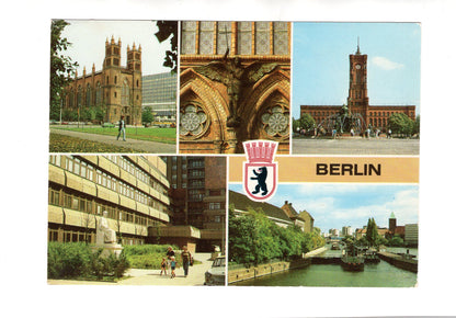 Ansichtskarte Berlin / DDR / Rotes Rathaus +++