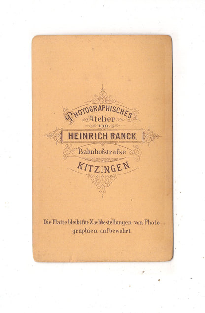 Fotografie Damenportrait / benannt - Kitzingen 1870er / CDV N1-17
