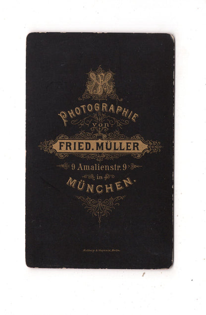 Fotografie Niedliches kleines Kind - München 1880er / CDV M1-30