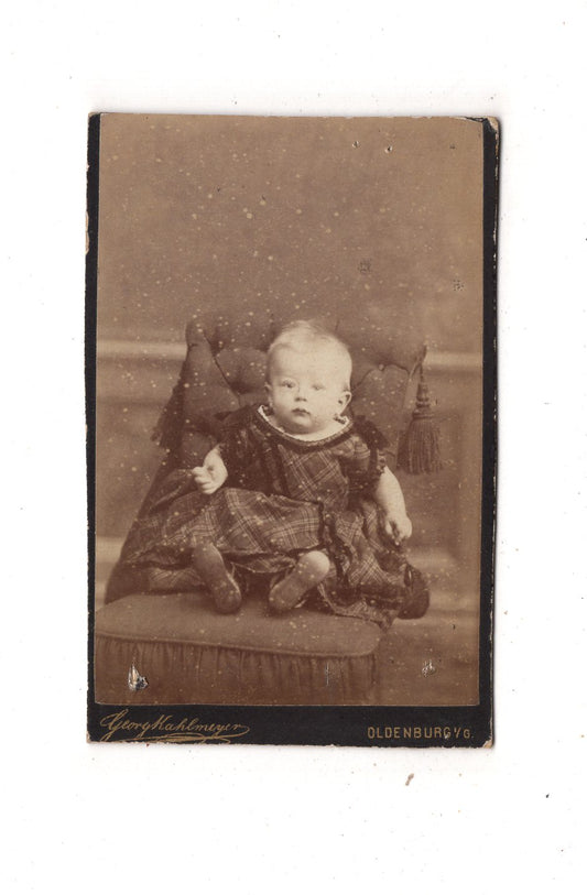 Fotografie Niedliches kleines Kind - Oldenburg 1880er / CDV M1-30