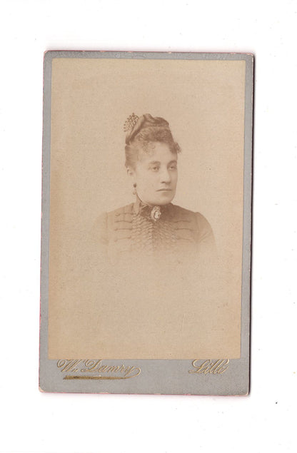 Fotografie Damenportrait - Lille um 1880 / CDV C1-07
