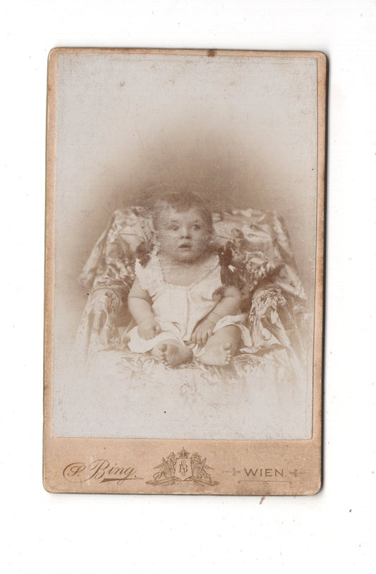 Fotografie Niedliches kleines Kind - Wien 1900 / CDV M1-30