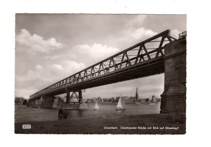 Ansichtskarte Düsseldorf / Oberkasseler Brücke / J1-53