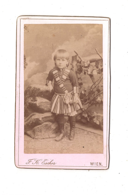 Fotografie Niedliches kleines Mädchen - Wien 1880er / CDV M1-30