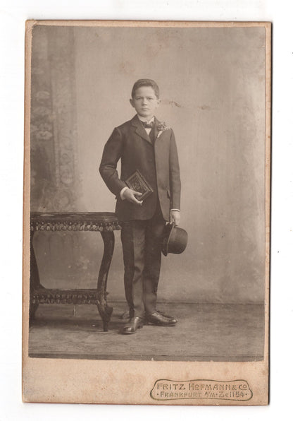 Fotografie Feiner Junge - Frankfurt Main 1900er / CAB U-27