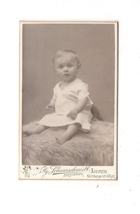 Fotografie Niedlicher kleiner Junge mit Widmung - Leipzig 1900er / CDV M1-30