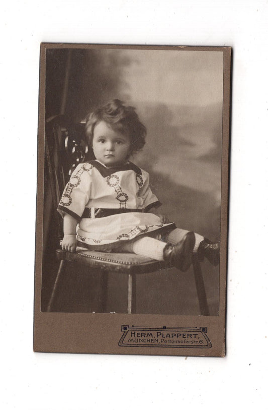 Fotografie Niedliches kleines Kind - München um 1910 / CDV M1-31