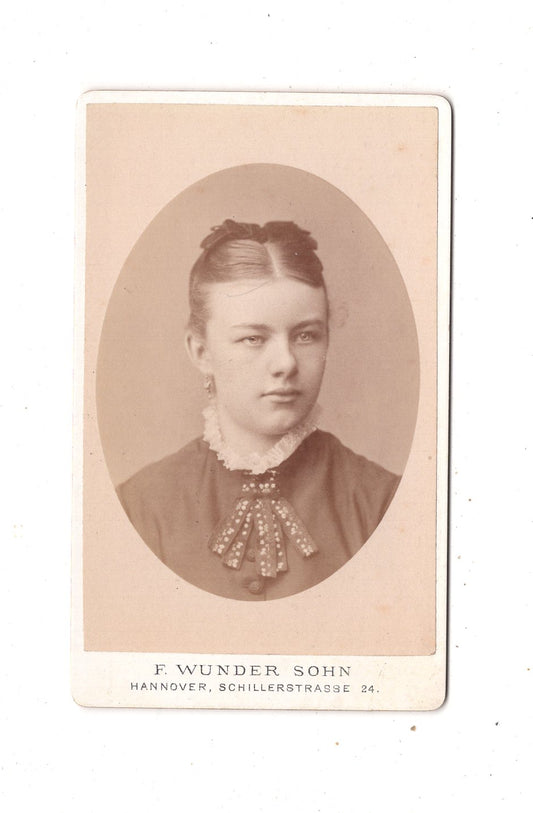 Fotografie Damenportrait - Hannover um 1880