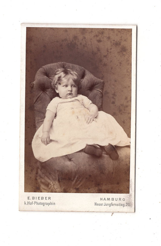 Fotografie Niedliches kleines Kind - Hamburg 1870er / CDV M1-31