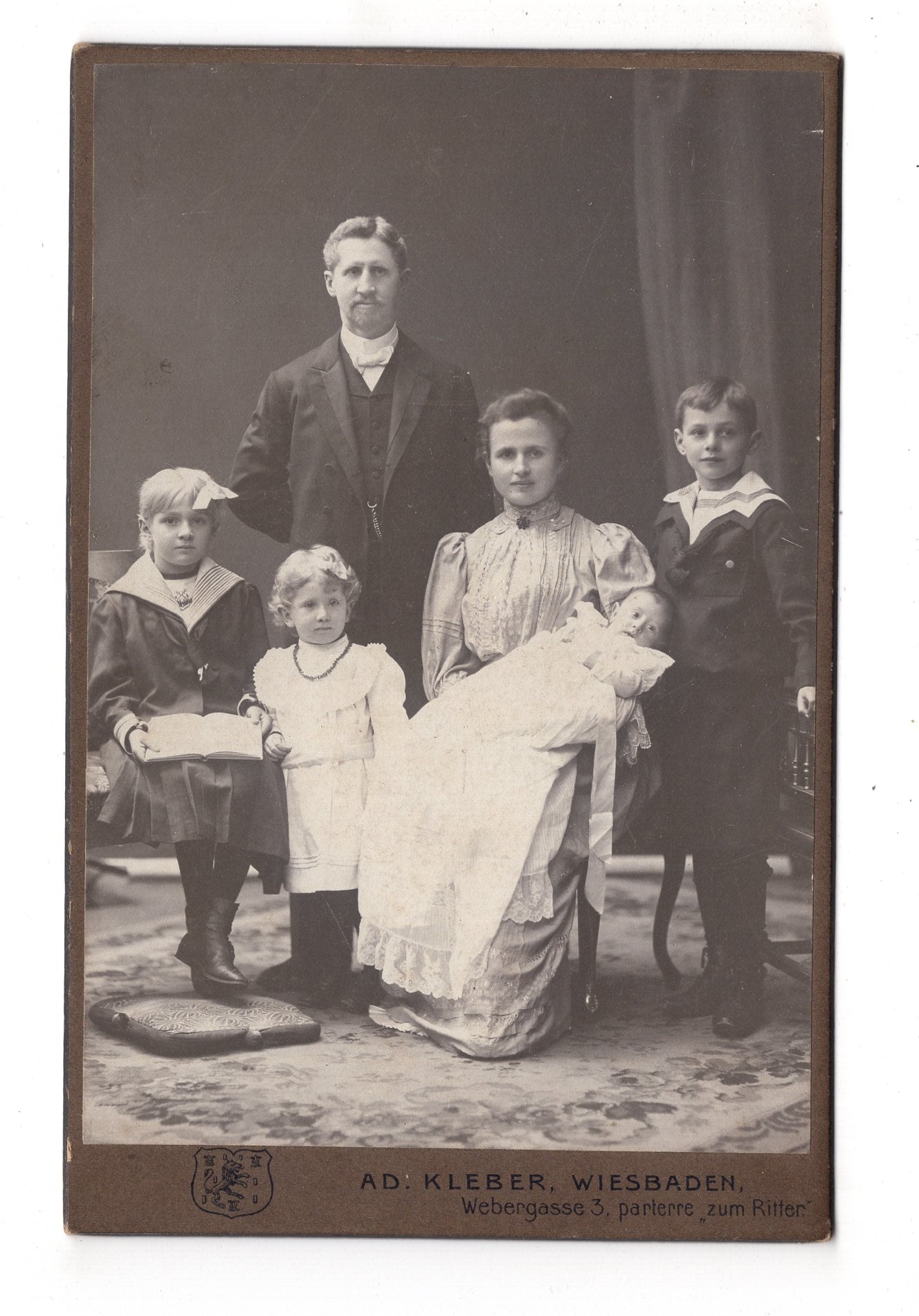 Fotografie Schönes Familienbild - Wiesbaden um 1910