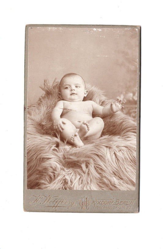 Fotografie Schönes Kinderbild / Baby - Rixdorf-Berlin um 1900