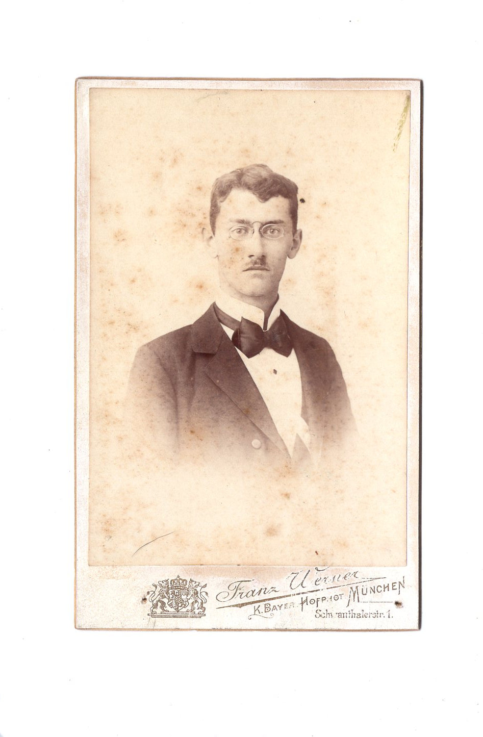 Fotografie Herrenportrait mit Widmung - München 1896