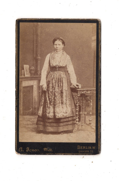 Fotografie Feine Dame - Berlin um 1880