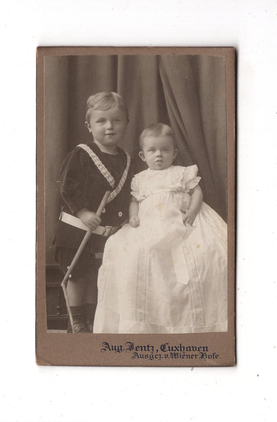 Fotografie Niedliche kleine Kinder - Cuxhaven 1900er / CDV M1-11