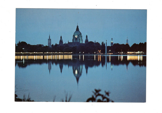 Ansichtskarte Hannover / Blick auf Rathaus und Stadtzentrum / G1-62