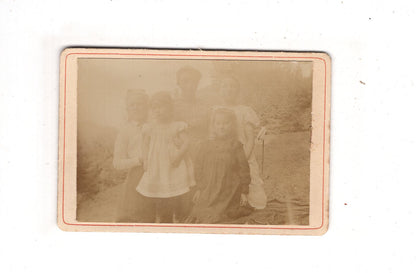 Fotografie Niedliche kleine Kinder - Sommerfrische Leutenberg 1902 / CDV M1-11