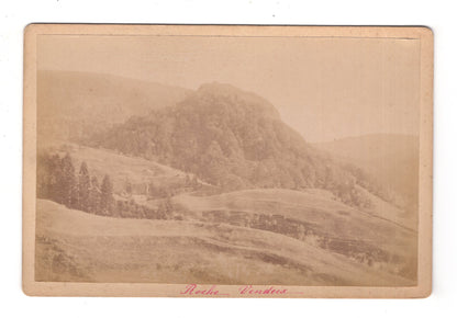 Fotografie Historische Landschaftsansicht / Roche Vend... - Frankreich 1890er