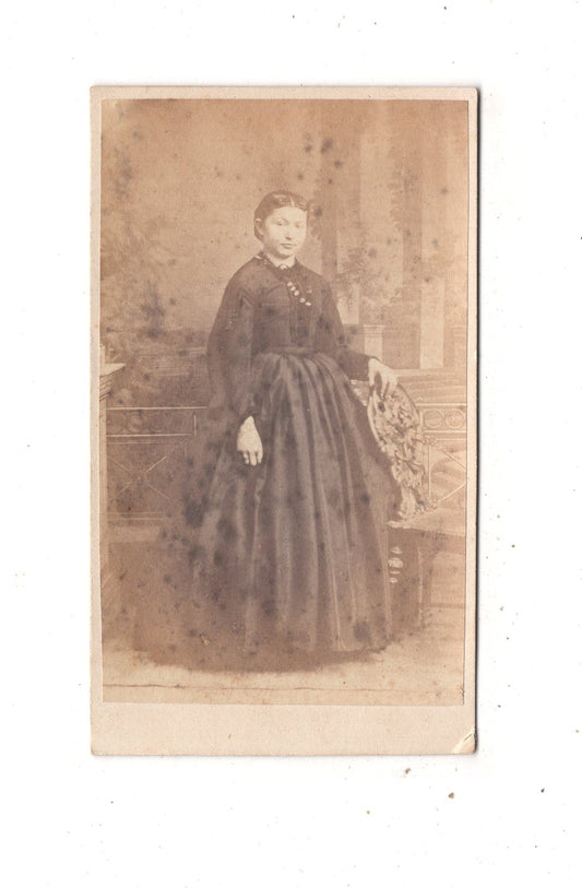 Fotografie Feine Dame - unbekannter Ort 1860er