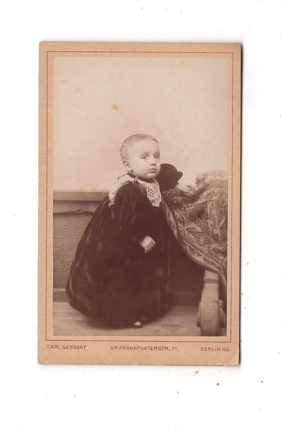 Fotografie Niedliches kleines Kind - Berlin 1880er